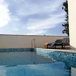Iva Apartman