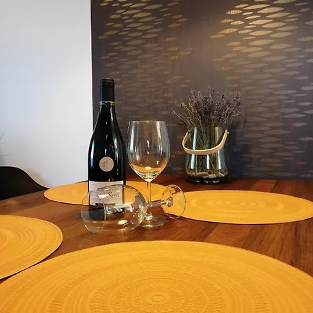Iva Apartment *